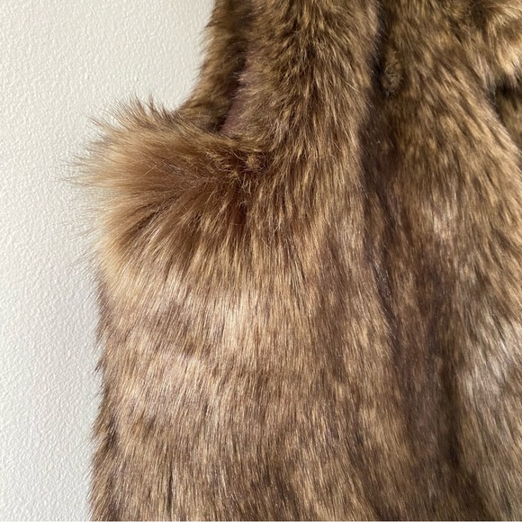 POLO Ralph Lauren Faux Fur Vest Size S - Picture 2 of 11